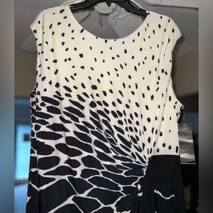 Black and Ivory dress.